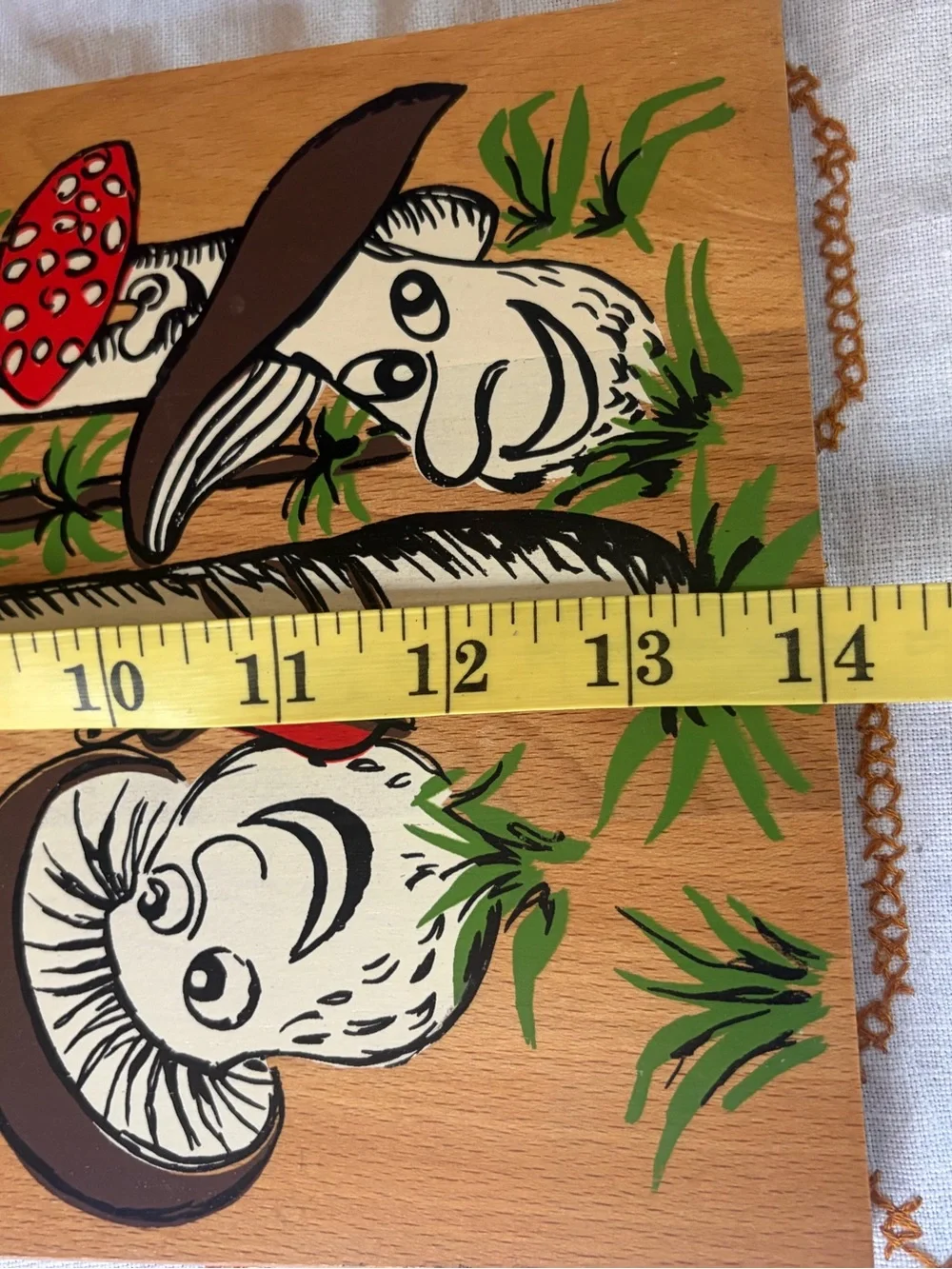 Hand-Painted Wooden Mushroom Cutting/Serving Board/Trivet VINTAGE